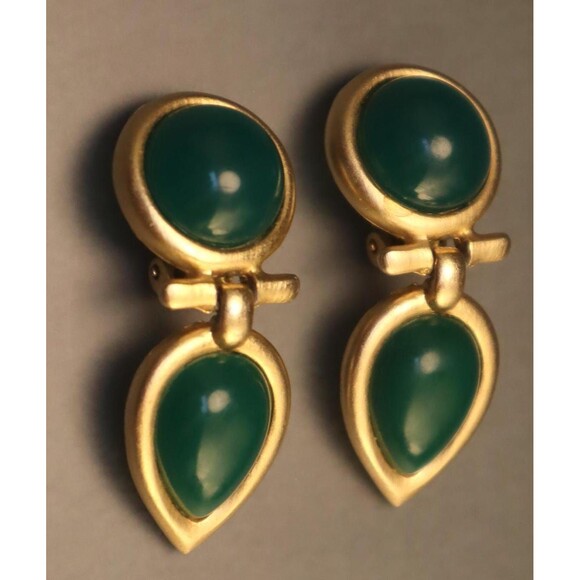 Faux Jade Moghul Drop Earrings Green Teardrops - Picture 3 of 4